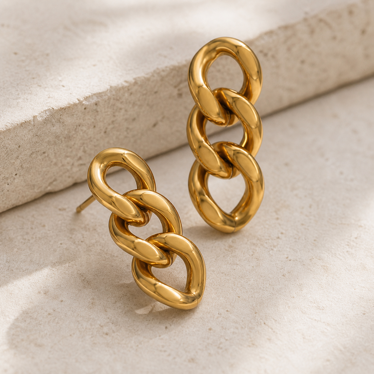 Close-up of Tightly Knit showing its design and finish